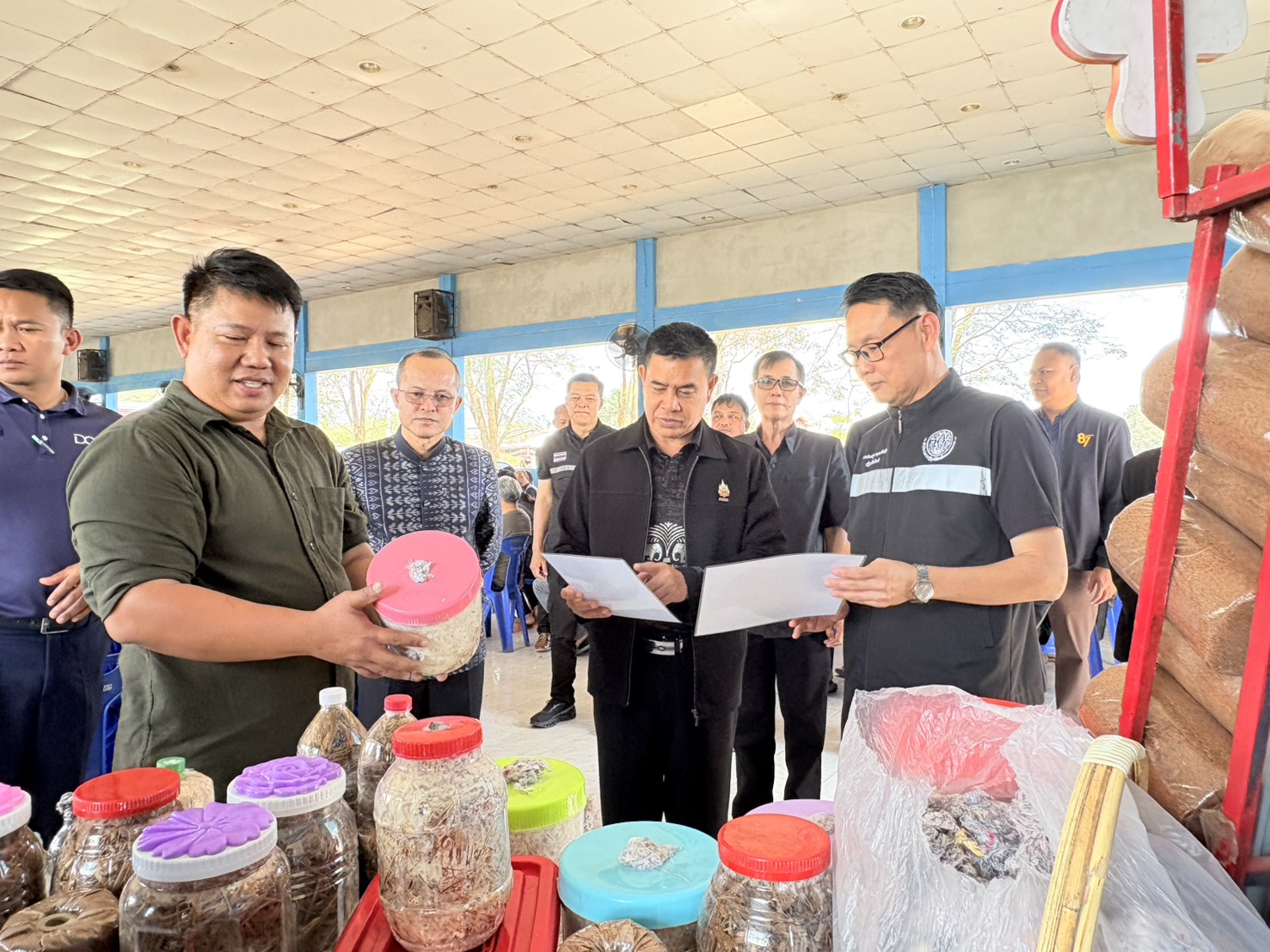 title - วันศุกร์ที่ 16 มกราคม 2569 ส.ป.ก.บุรีรัมย์ จัดกิจกรรมโครงการมอบโฉนดเพื่อการเกษตร ให้แก่เกษตรกรในพื้นที่เขตปฏิรูปที่ดินท้องที่อำเภอหนองกี่ จังหวัดบุรีรัมย์